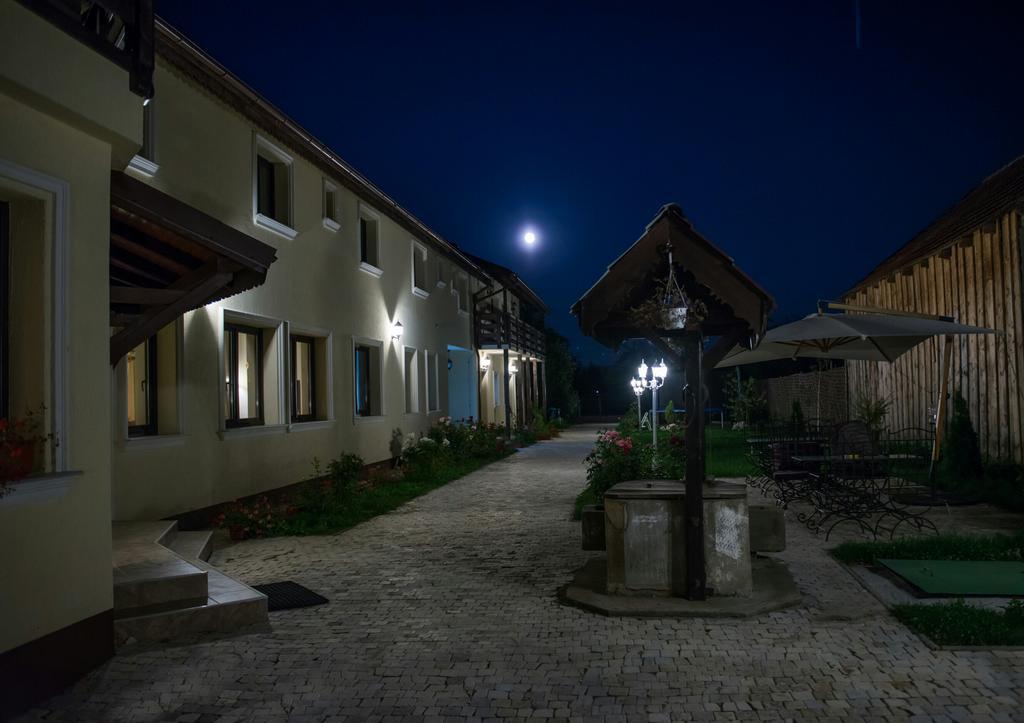 Pensiunea Casa Moga Bucium (Brasov) Exterior foto