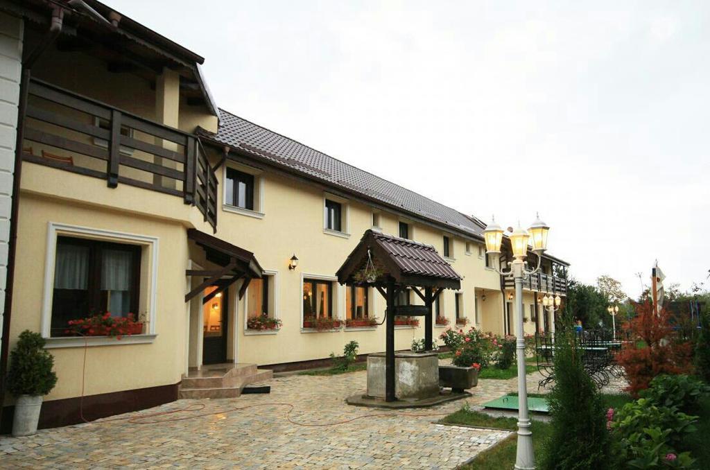 Pensiunea Casa Moga Bucium (Brasov) Exterior foto